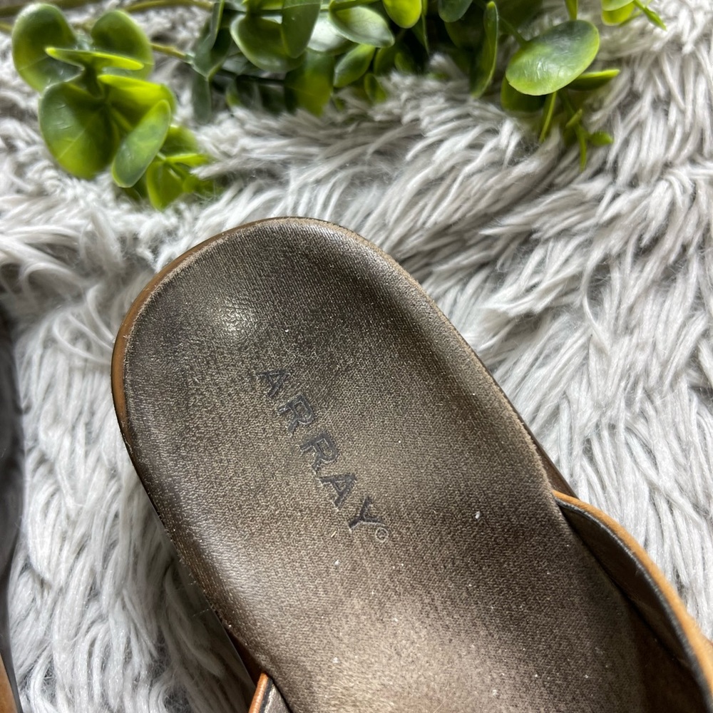 Array Chorus Tan Leather Clog Size 7.5 - image 2